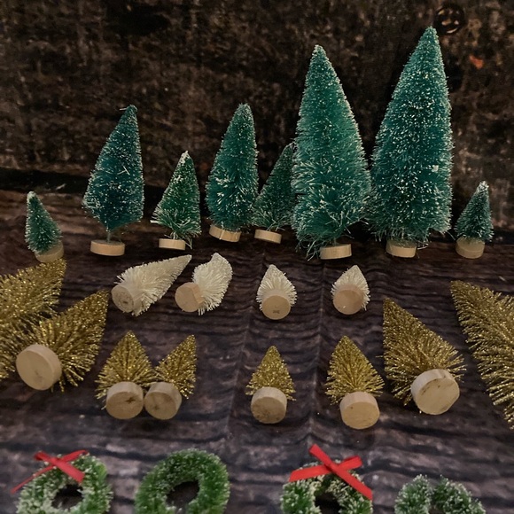 Handmade Tree Decoration Set! Green Trees, White Trees, and Golden Sparkle Trees - Picture 4 of 16